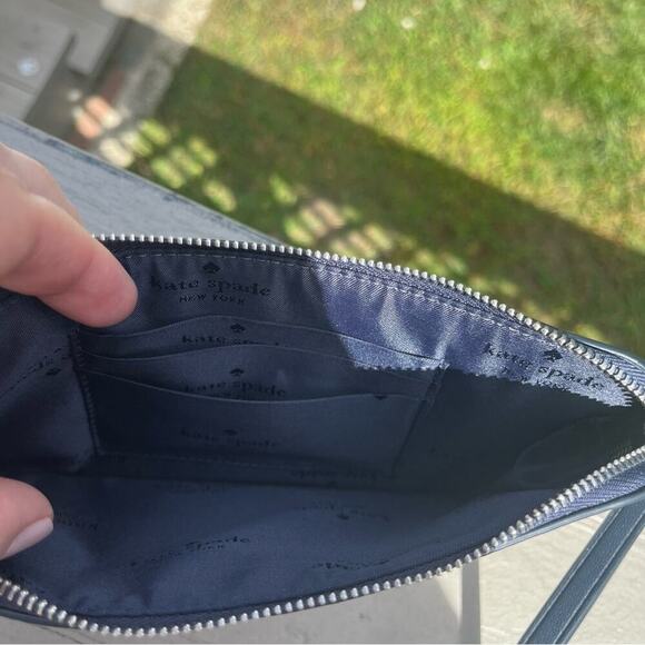 KATE SPADE NWOT Leather Lucy Spade Flower Wristlet, Beaded Bag Charm INCLUDED! - Picture 8 of 8